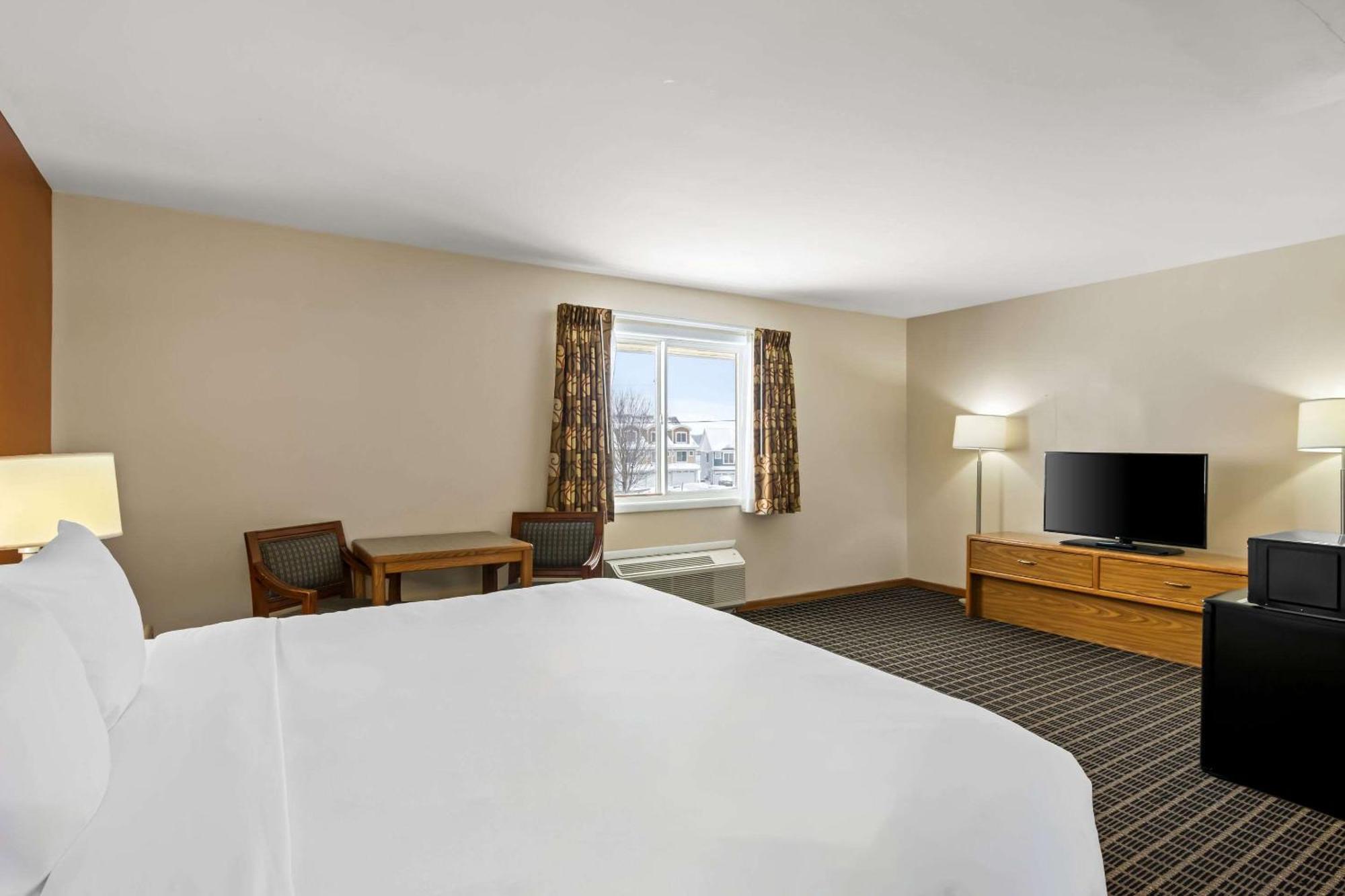 Econo Lodge Маністі Екстер'єр фото